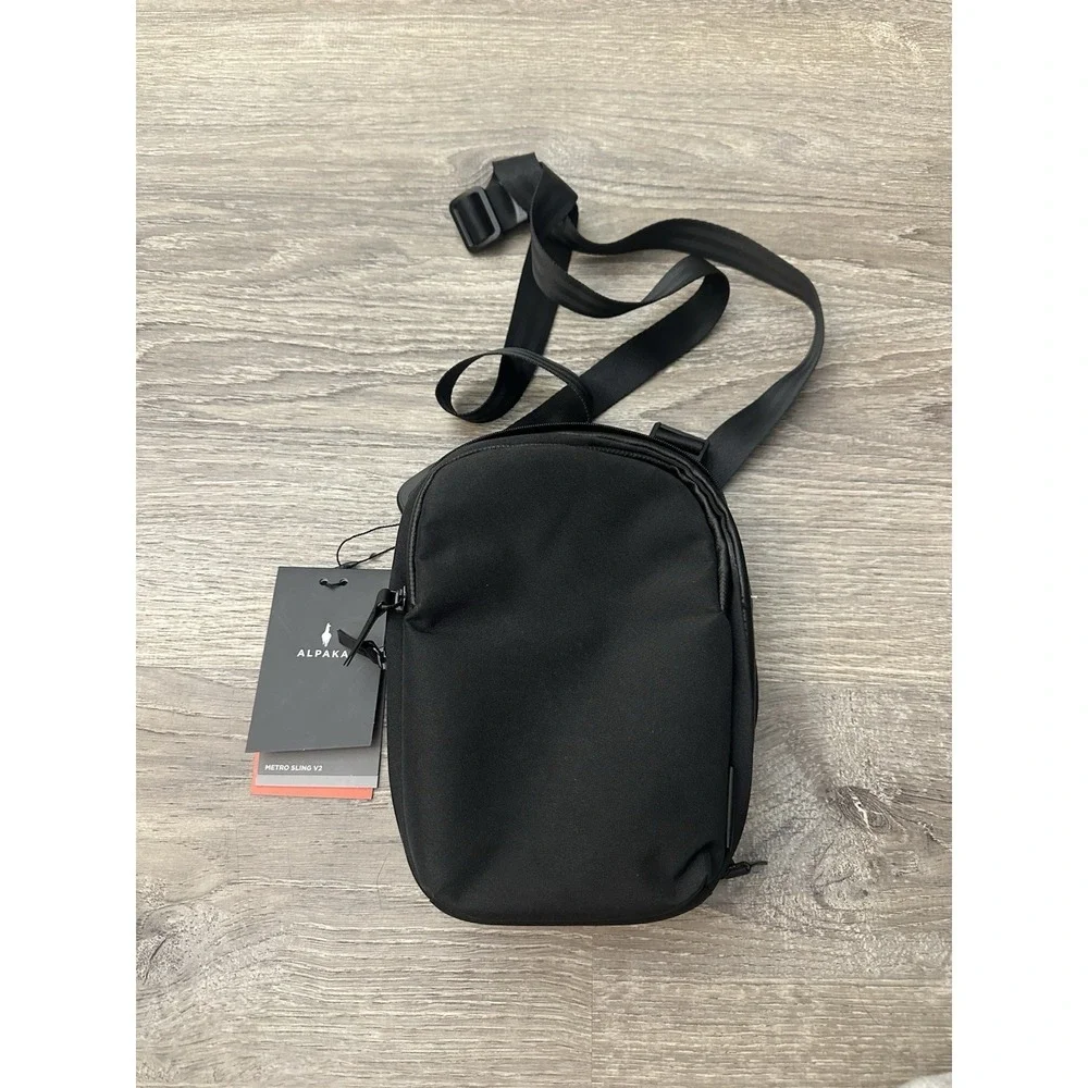 ALPAKA METRO SLING V2 Black Axoflux 300D 2.5L Crossbody Sling Tech Bag w/ Strap
